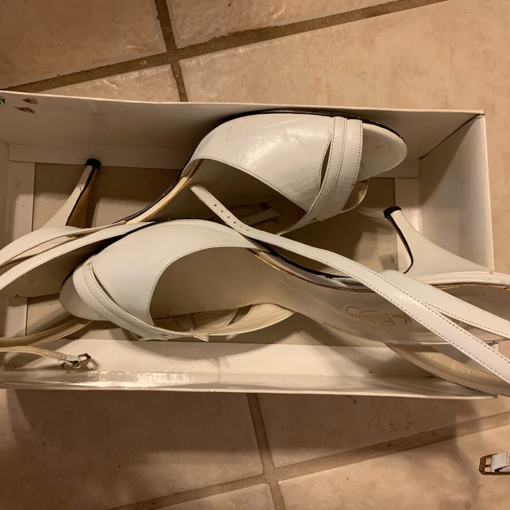 White high heels wedding shoes